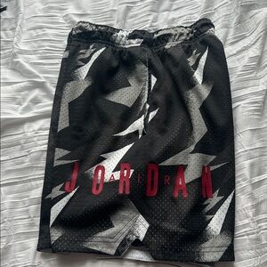 Jordan Men's M Dynamic Black and White thick heavyweight Athletic mesh Shorts